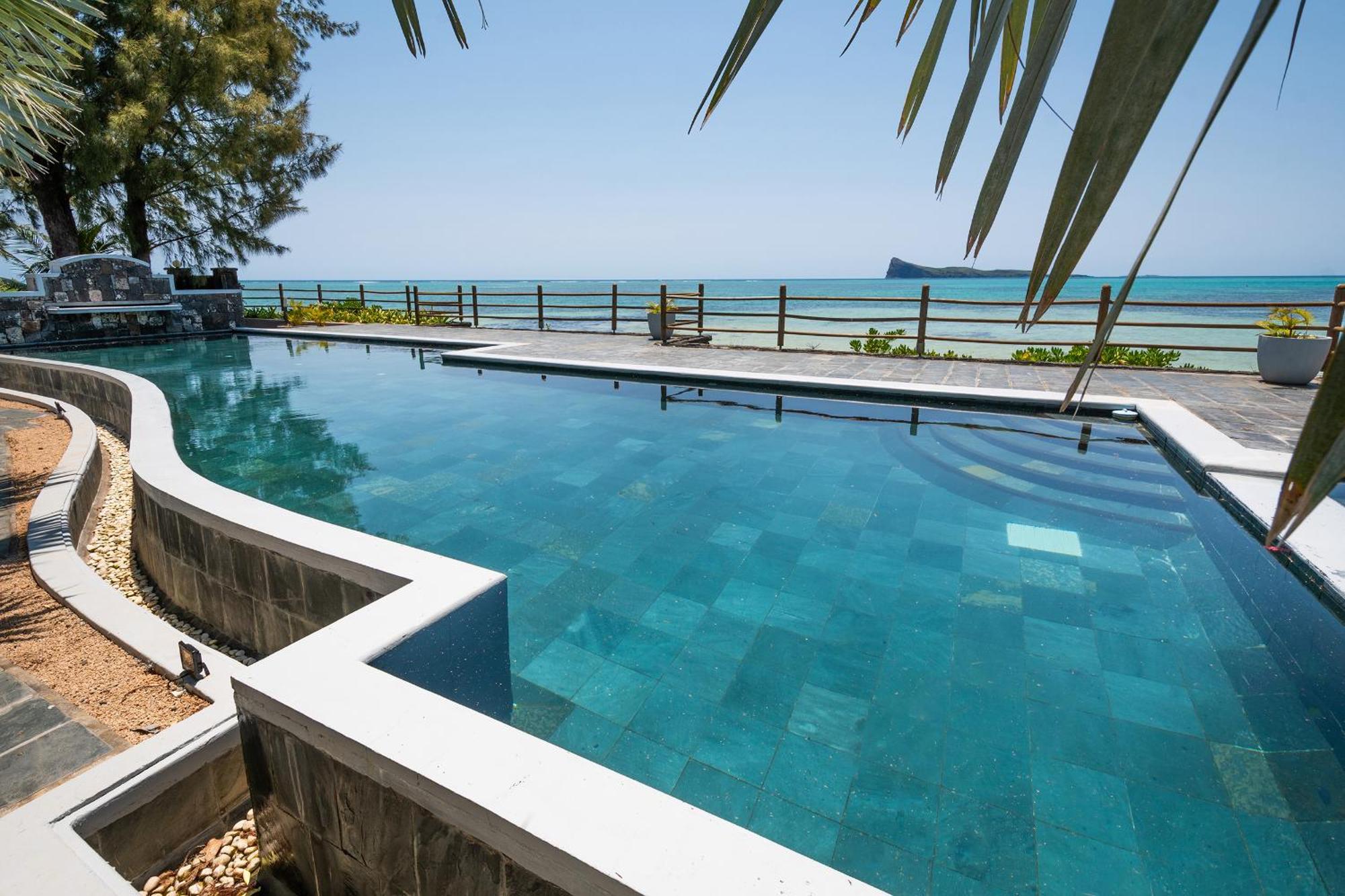 Luxury Beachfront Duplex, Coin De Mire View / 3Bed Cap Malheureux Extérieur photo